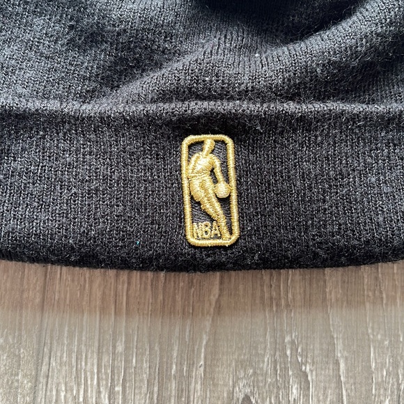 Toronto Raptors NBA Basketball Raised Cuff Team Knit Beanie Toque - Picture 8 of 8